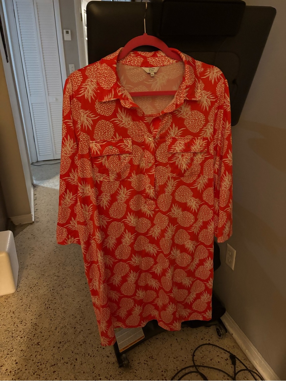 Crown and Ivy red and white pineapple 2-3 sleeve polo dress large